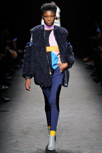 Fotoservizio/FW 2017-2018/WOMEN/BYBLOS/DP2/2