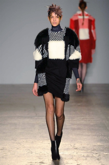 Fotoservizio/FW 2017-2018/WOMEN/ATSUSHI NAKASHIMA/DP2/11