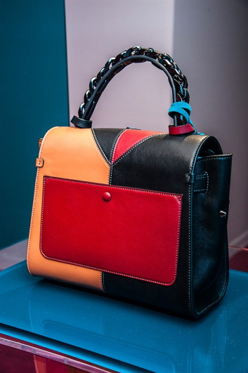 Fotoservizio/FW 2017-2018/WOMEN/ELENA GHISELLINI/DP2/6