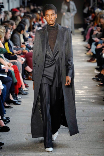 Fotoservizio/FW 2017-2018/WOMEN/MAX MARA/DP2/5