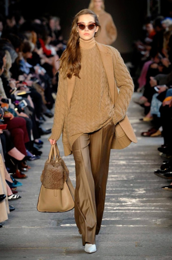 Fotoservizio/FW 2017-2018/WOMEN/MAX MARA/DP2/6