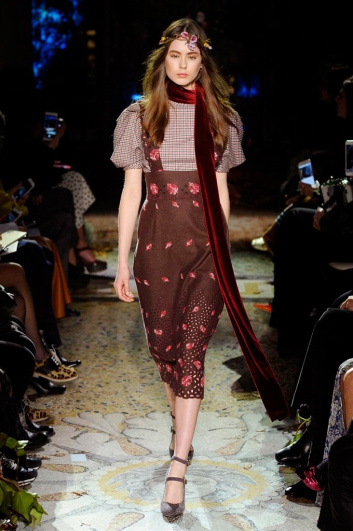 Fotoservizio/FW 2017-2018/WOMEN/LUISA BECCARIA/DP2/0