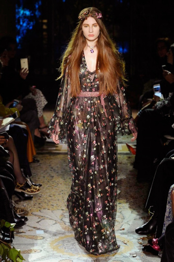 Fotoservizio/FW 2017-2018/WOMEN/LUISA BECCARIA/DP2/1