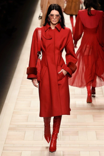 Fotoservizio/FW 2017-2018/WOMEN/FENDI/DP2/4