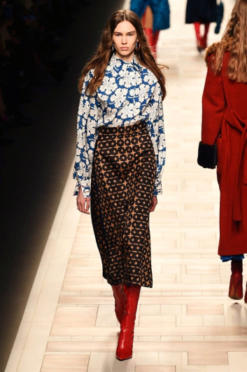 Fotoservizio/FW 2017-2018/WOMEN/FENDI/DP2/1