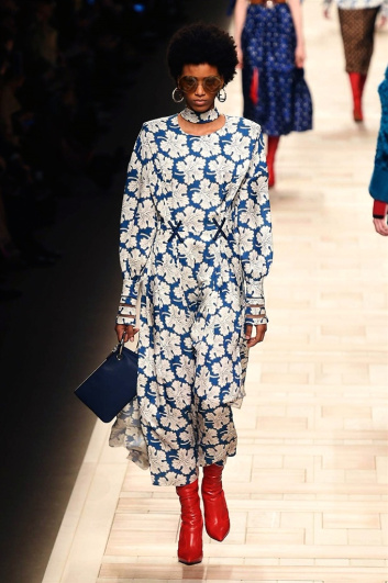 Fotoservizio/FW 2017-2018/WOMEN/FENDI/DP2/3