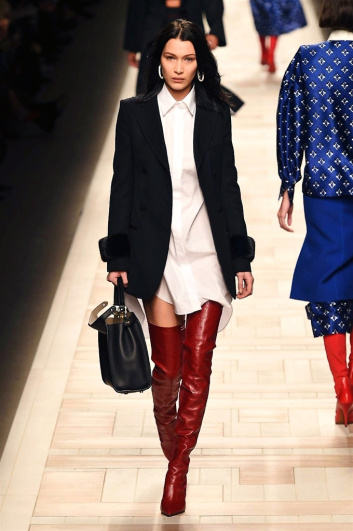 Fotoservizio/FW 2017-2018/WOMEN/FENDI/DP2/6