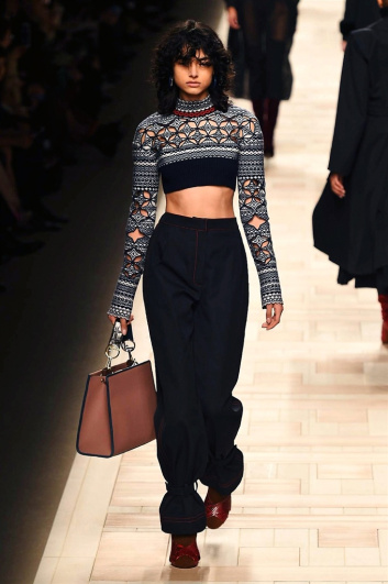 Fotoservizio/FW 2017-2018/WOMEN/FENDI/DP2/8