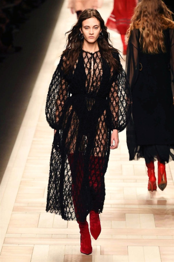 Fotoservizio/FW 2017-2018/WOMEN/FENDI/DP2/7