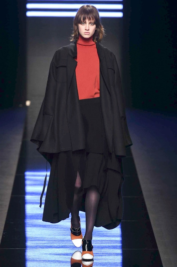 Fotoservizio/FW 2017-2018/WOMEN/ANTEPRIMA/DP2/3