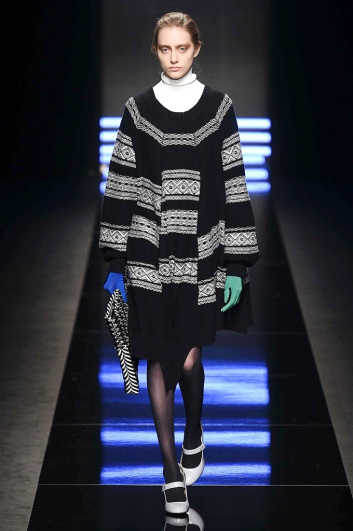 Fotoservizio/FW 2017-2018/WOMEN/ANTEPRIMA/DP2/8
