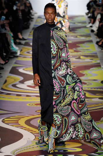 Fotoservizio/FW 2017-2018/WOMEN/EMILIO PUCCI/DP2/4