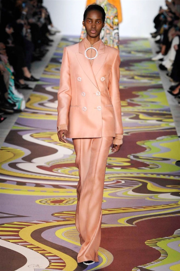 Fotoservizio/FW 2017-2018/WOMEN/EMILIO PUCCI/DP2/1