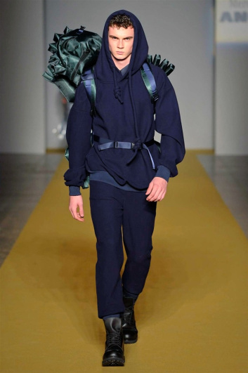 Fotoservizio/FW 2017-2018/WOMEN/ANGEL CHEN/DP2/12