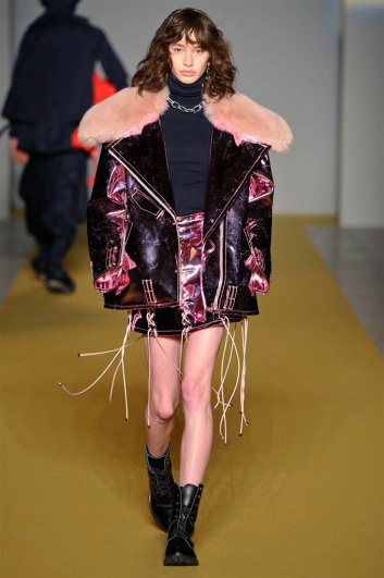 Fotoservizio/FW 2017-2018/WOMEN/ANGEL CHEN/DP2/1