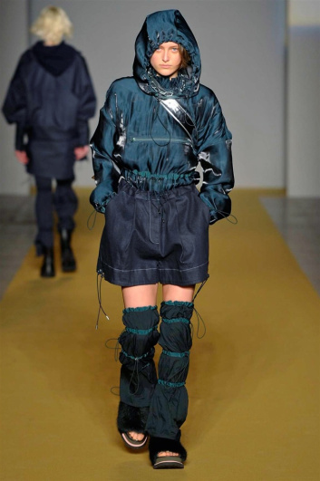Fotoservizio/FW 2017-2018/WOMEN/ANGEL CHEN/DP2/7