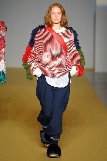 Fotoservizio/FW 2017-2018/WOMEN/ANGEL CHEN/DP2/10