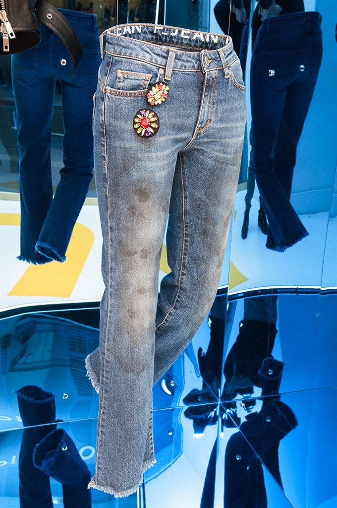 Fotoservizio/FW 2017-2018/WOMEN/PINKO/DP2/1