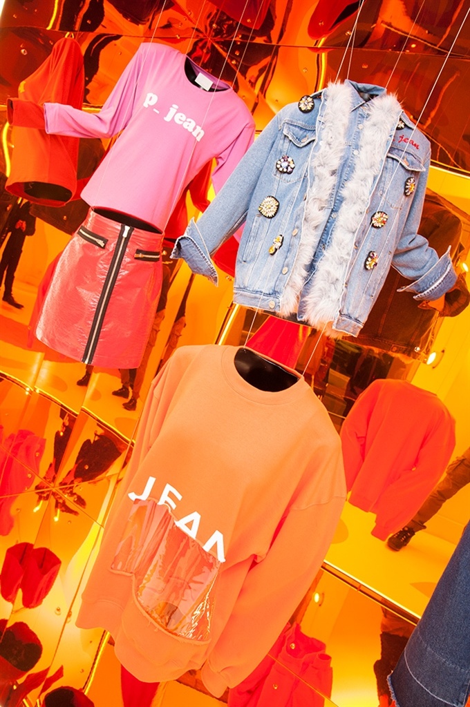 Fotoservizio/FW 2017-2018/WOMEN/PINKO/DP2/18
