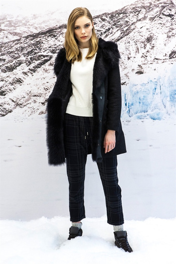 Fotoservizio/FW 2017-2018/WOMEN/WOOLRICH JOHN RICH & BROS/DP2/0