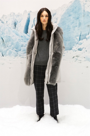 Fotoservizio/FW 2017-2018/WOMEN/WOOLRICH JOHN RICH & BROS/DP2/1