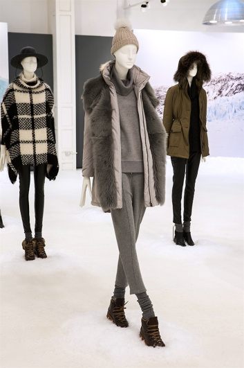 Fotoservizio/FW 2017-2018/WOMEN/WOOLRICH JOHN RICH & BROS/DP2/11