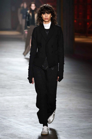 Fotoservizio/FW 2017-2018/WOMEN/DIESEL BLACK GOLD/DP2/3