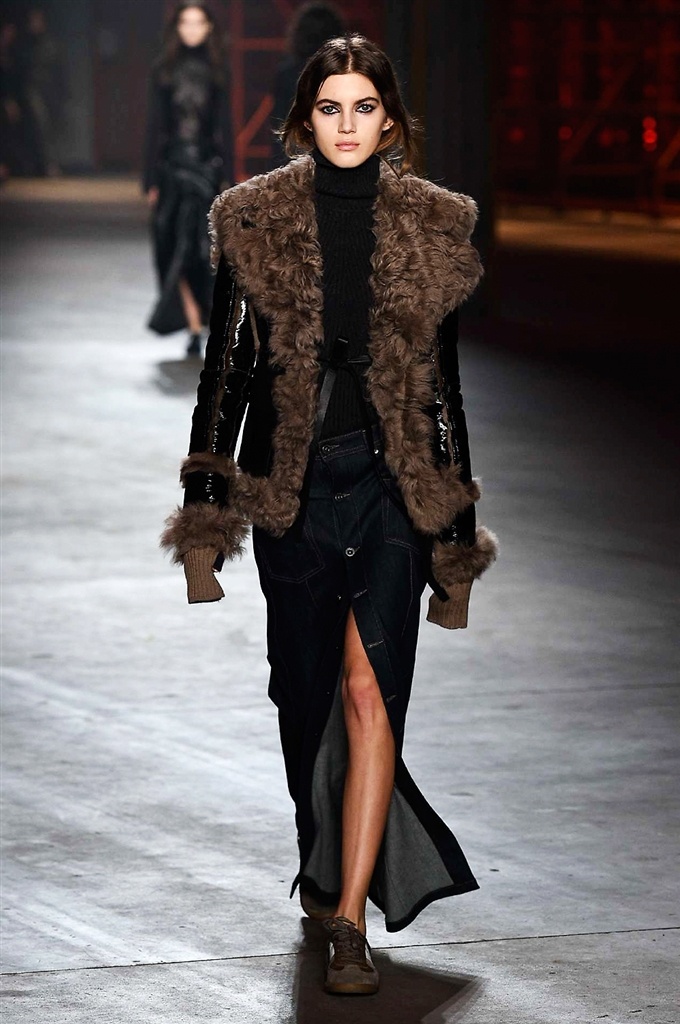 Fotoservizio/FW 2017-2018/WOMEN/DIESEL BLACK GOLD/DP2/4