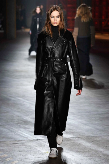 Fotoservizio/FW 2017-2018/WOMEN/DIESEL BLACK GOLD/DP2/3