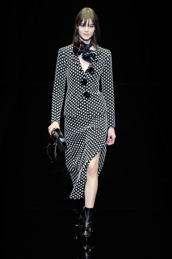 Fotoservizio/FW 2017-2018/WOMEN/EMPORIO ARMANI/DP2/0