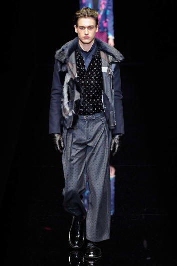 Fotoservizio/FW 2017-2018/WOMEN/EMPORIO ARMANI/DP2/0