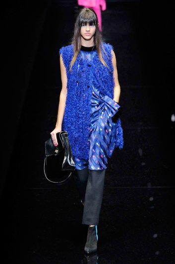 Fotoservizio/FW 2017-2018/WOMEN/EMPORIO ARMANI/DP2/4