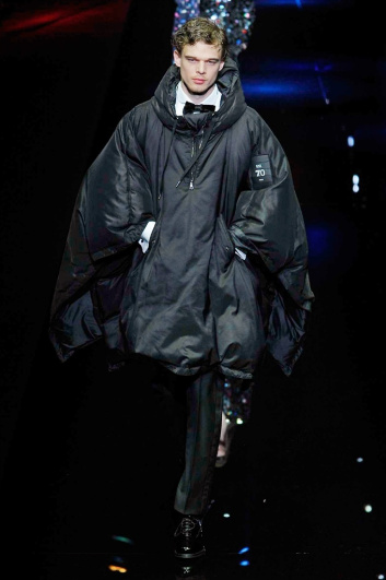 Fotoservizio/FW 2017-2018/WOMEN/EMPORIO ARMANI/DP2/25