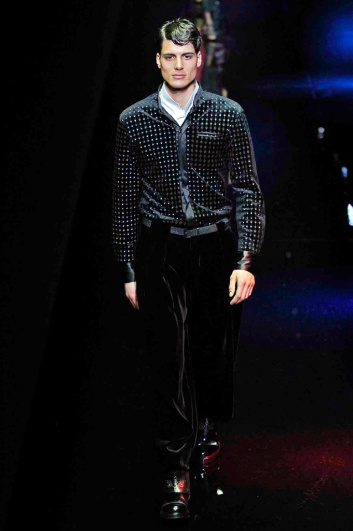 Fotoservizio/FW 2017-2018/WOMEN/EMPORIO ARMANI/DP2/0