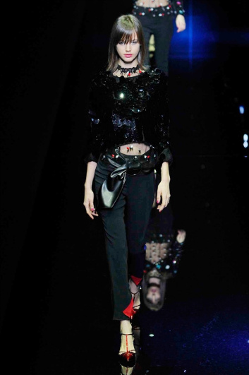 Fotoservizio/FW 2017-2018/WOMEN/EMPORIO ARMANI/DP2/3