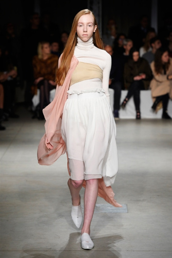 Fotoservizio/FW 2017-2018/WOMEN/LUCIO VANOTTI/DP2/4