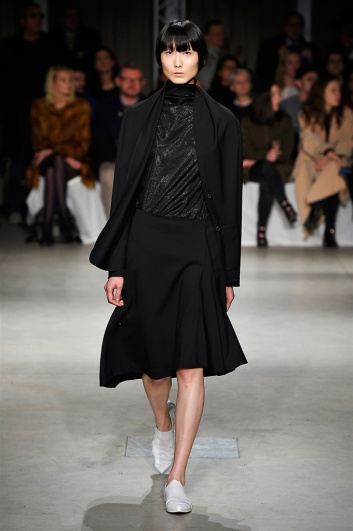 Fotoservizio/FW 2017-2018/WOMEN/LUCIO VANOTTI/DP2/13