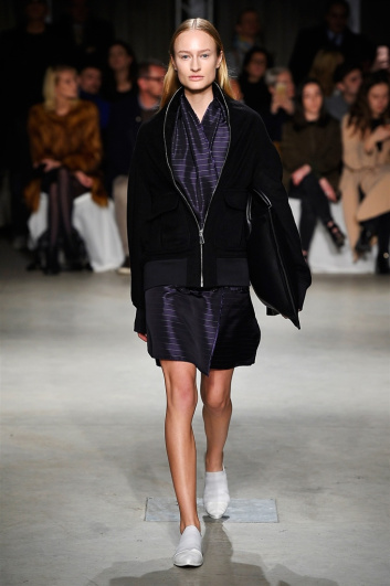 Fotoservizio/FW 2017-2018/WOMEN/LUCIO VANOTTI/DP2/1