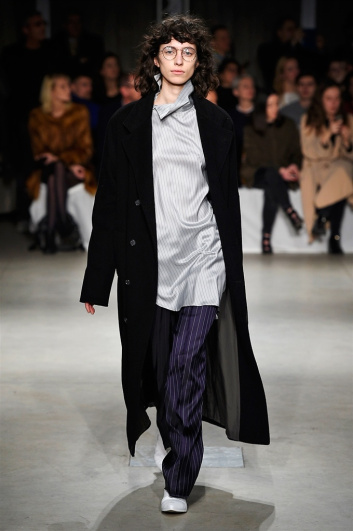 Fotoservizio/FW 2017-2018/WOMEN/LUCIO VANOTTI/DP2/3