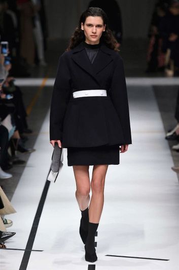 Fotoservizio/FW 2017-2018/WOMEN/SPORTMAX/DP2/0
