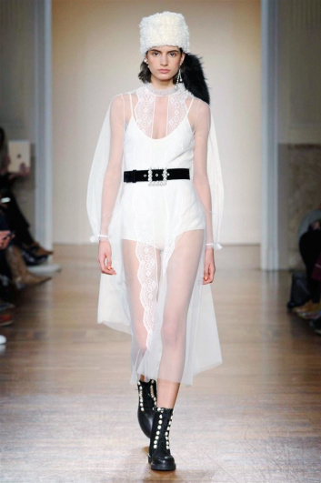 Fotoservizio/FW 2017-2018/WOMEN/BLUGIRL/DP2/7
