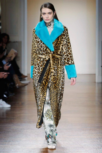Fotoservizio/FW 2017-2018/WOMEN/BLUGIRL/DP2/1