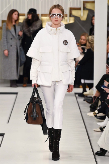Fotoservizio/FW 2017-2018/WOMEN/TOD'S/DP2/1
