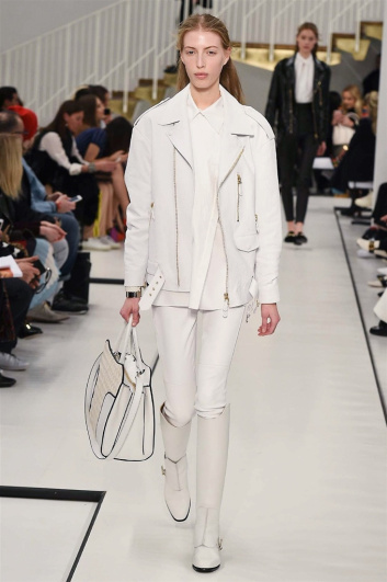 Fotoservizio/FW 2017-2018/WOMEN/TOD'S/DP2/1