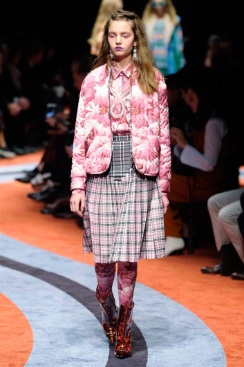 Fotoservizio/FW 2017-2018/WOMEN/MARCO DE VINCENZO/DP2/5