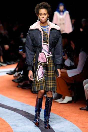 Fotoservizio/FW 2017-2018/WOMEN/MARCO DE VINCENZO/DP2/4