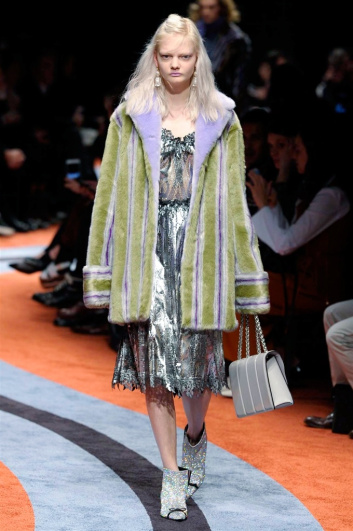 Fotoservizio/FW 2017-2018/WOMEN/MARCO DE VINCENZO/DP2/9