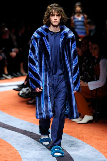 Fotoservizio/FW 2017-2018/WOMEN/MARCO DE VINCENZO/DP2/15
