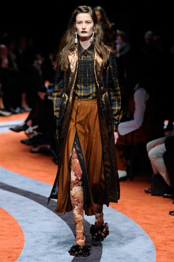 Fotoservizio/FW 2017-2018/WOMEN/MARCO DE VINCENZO/DP2/6