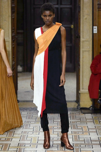 Fotoservizio/FW 2017-2018/WOMEN/VIONNET/DP2/1